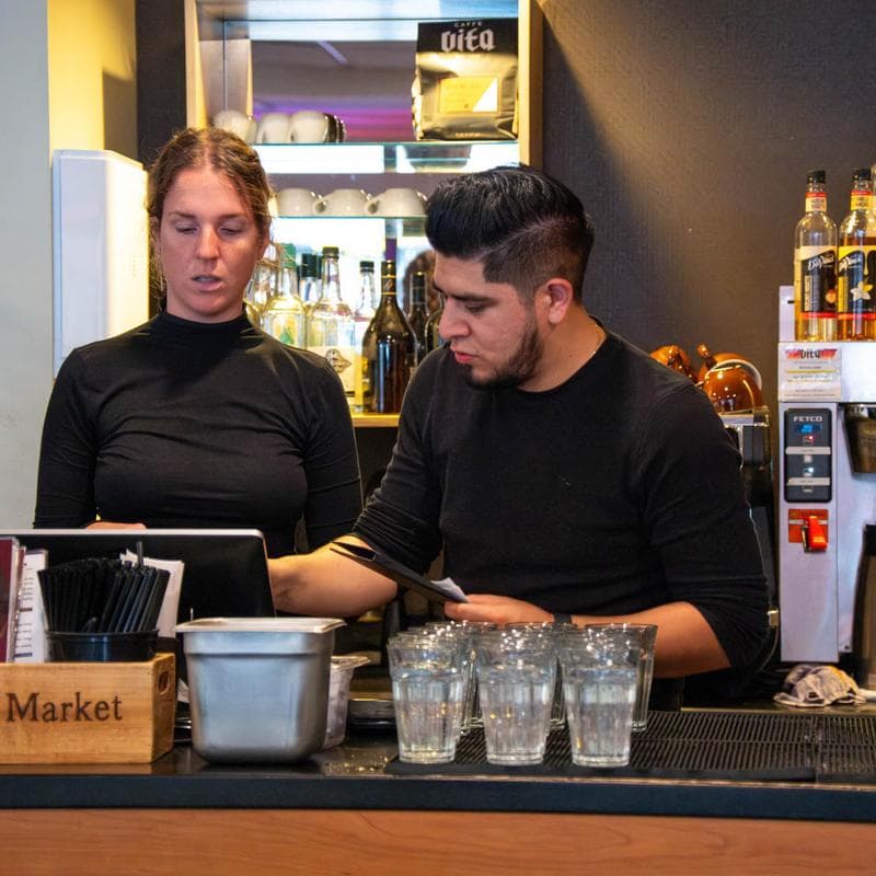 Seattle Weekend Escape: Water, Food, Shops, and Spa Time