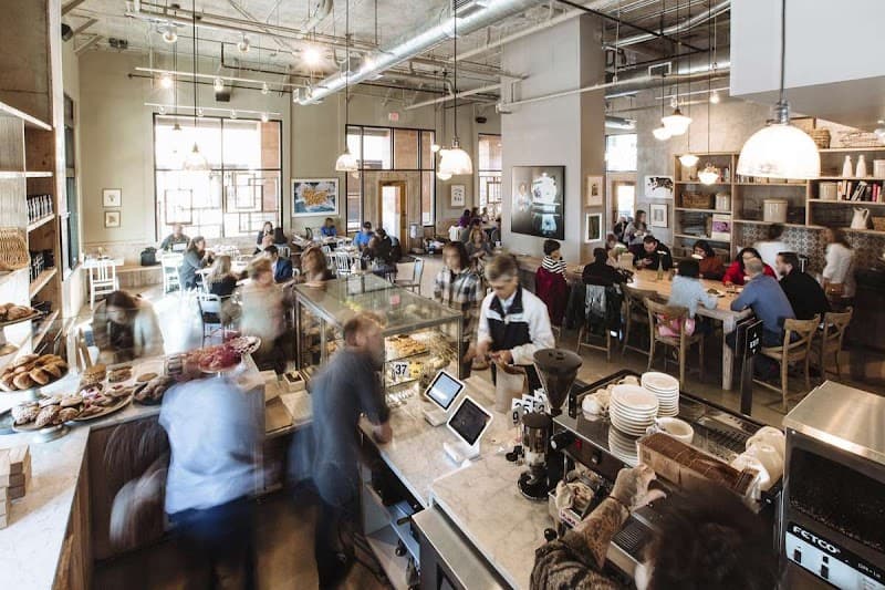 Bakery Lorraine at Pearl