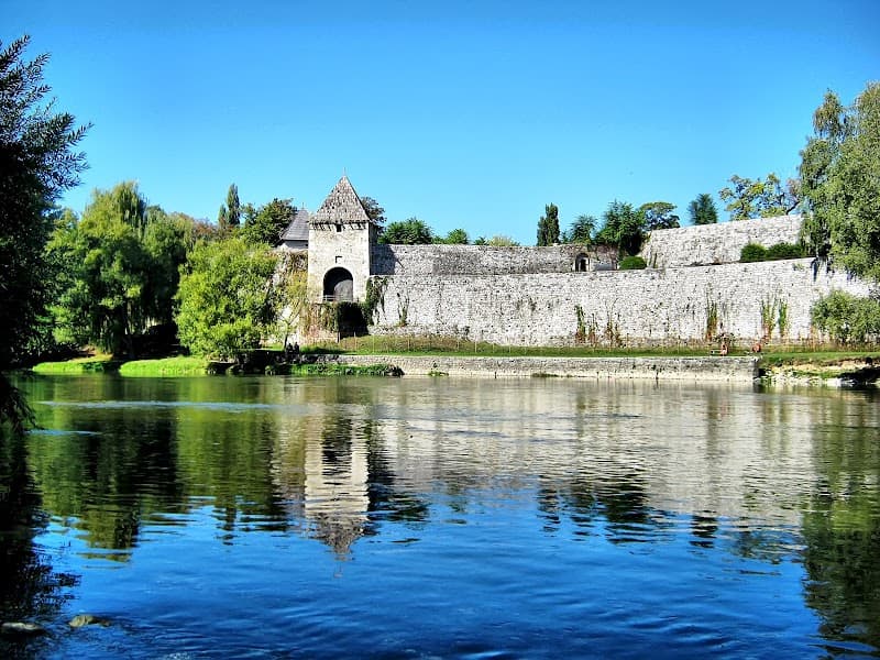 Banja Luka City Walking Tour (Entrance of Fortress Kastel start)