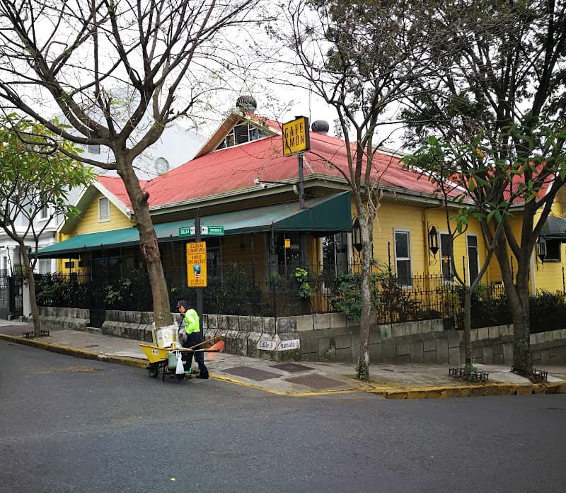 Barrio Amón & Street Art Walk