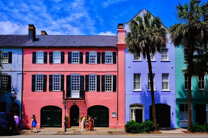 Battery & Rainbow Row Walk