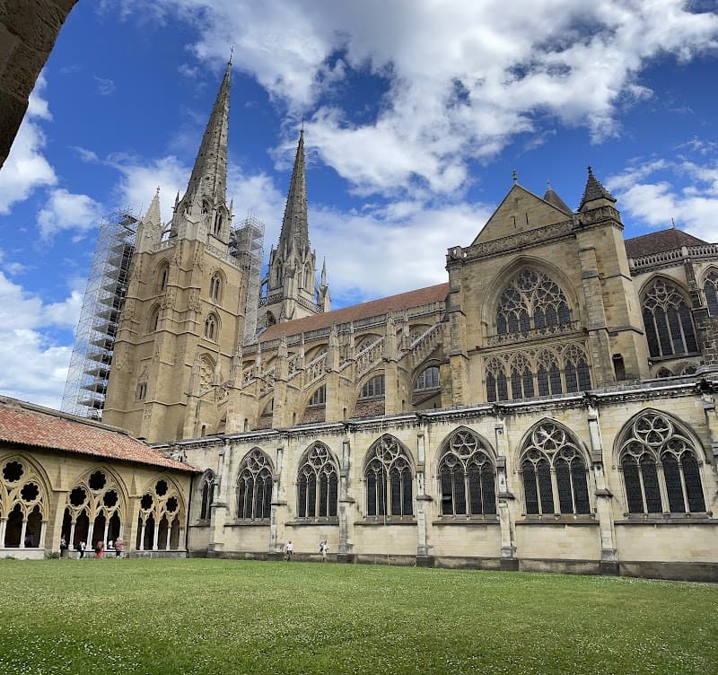 Bayonne Cathedral & Cloisters