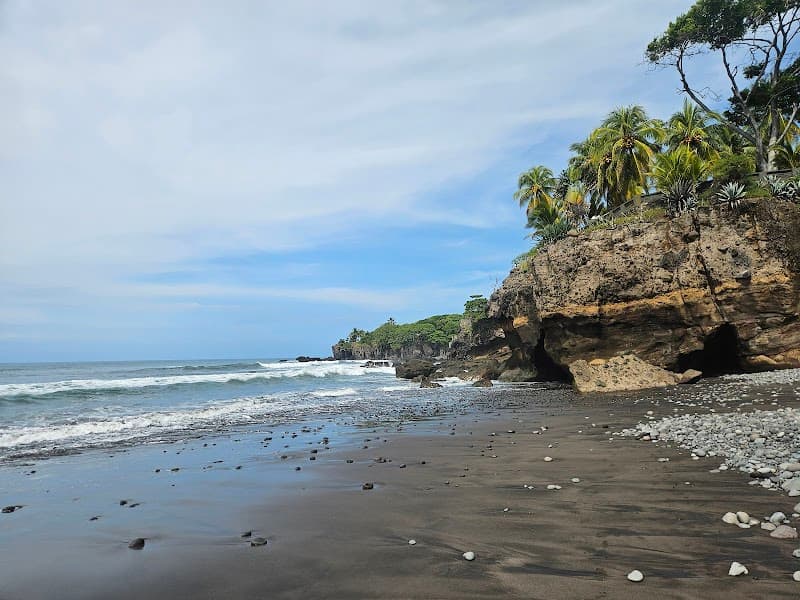 Beach Day at Playa El Sunzal