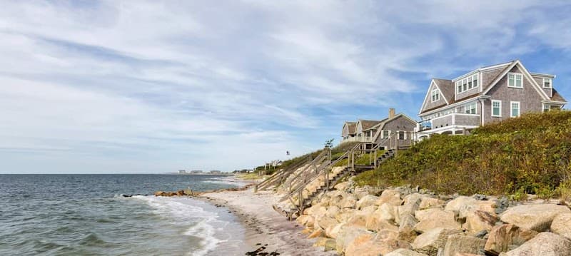 Bearskin Neck