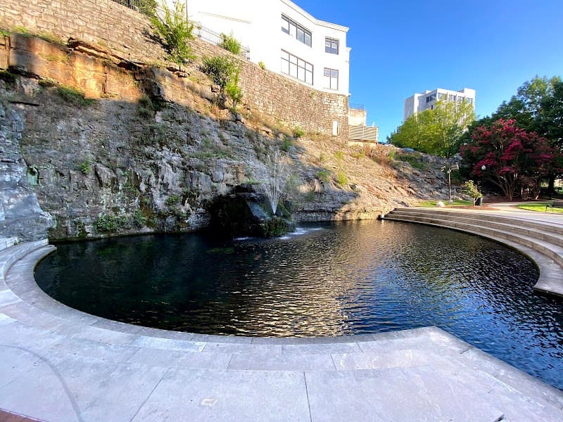 7 Days in Huntsville: Rockets, Ridges, and Green Hideaways