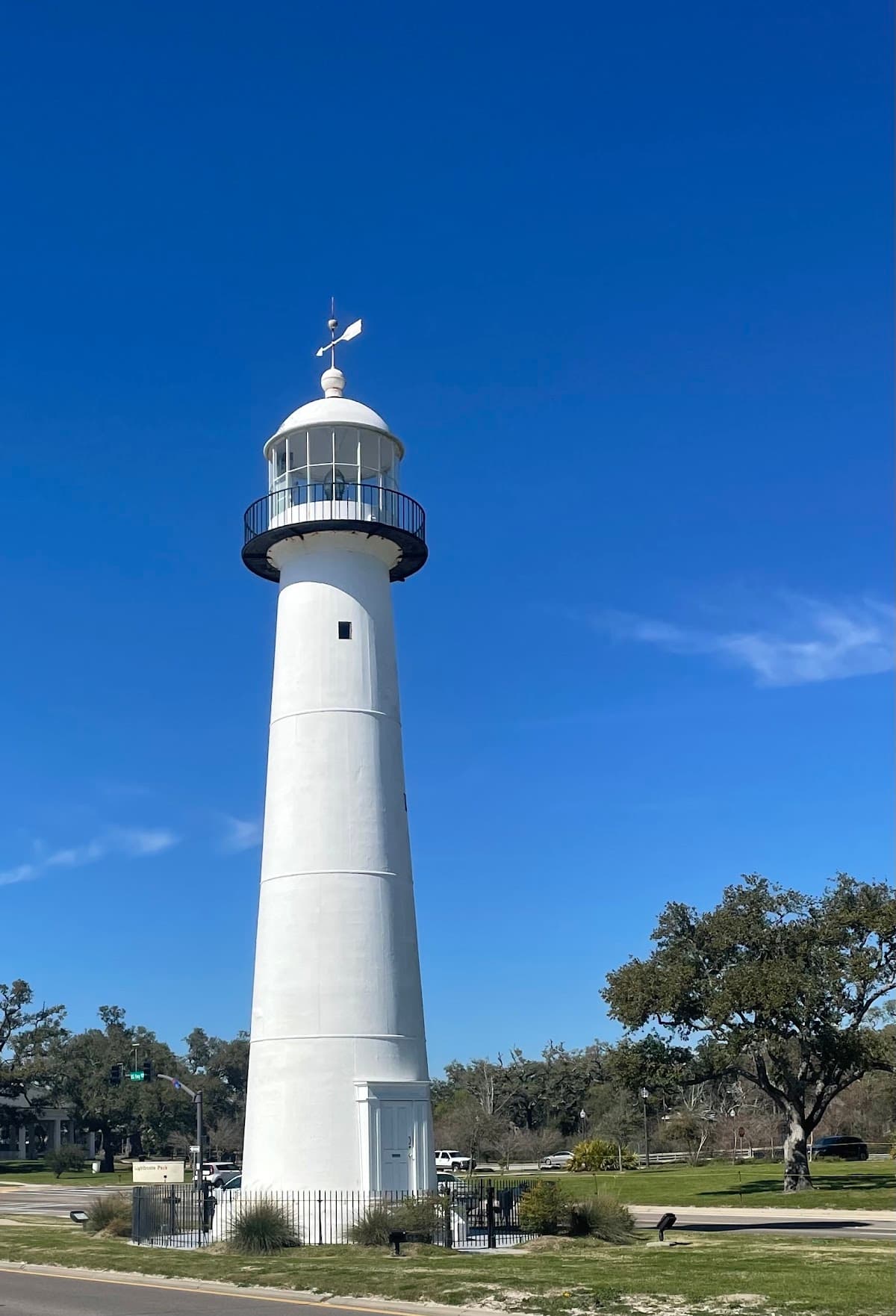 Shoestring Weekend in Biloxi: Beaches, History & Free Fun