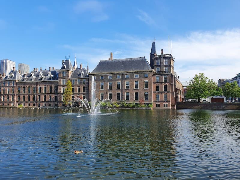 Sea Breeze & City Charms in Den Haag