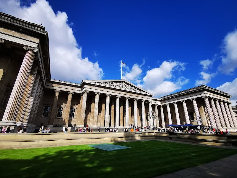 London on a Shoestring: Culture & History Weekend