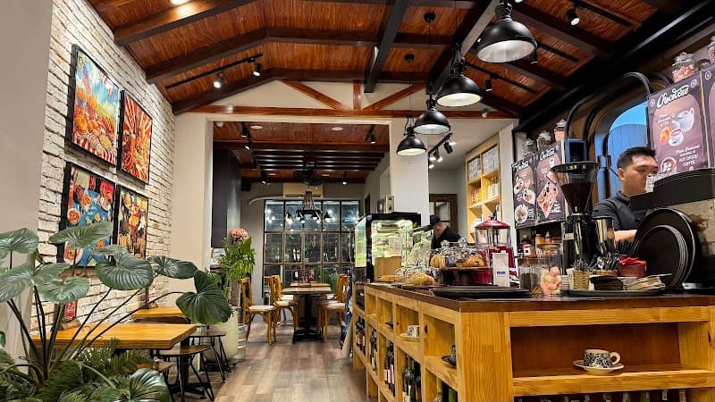Café Apartment Courtyard Coffee