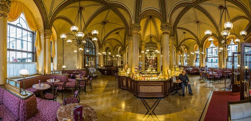 Vienna Adventure: Palaces, Peaks & Pedals