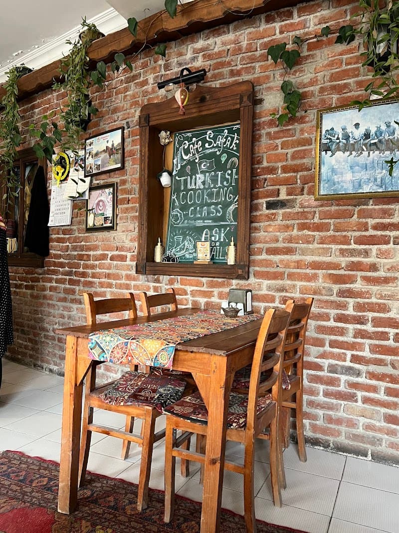 Cafe Safak