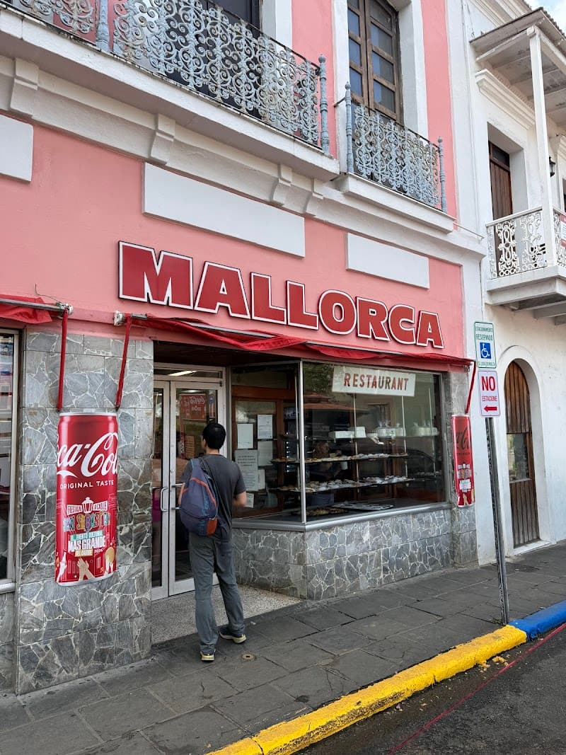San Juan Starter Day: Castles, Cobblestones & Coast