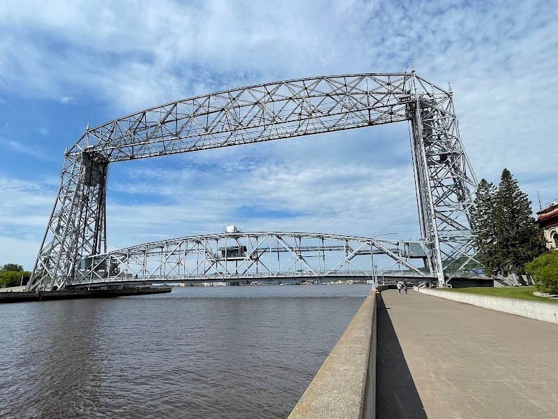Canal Park Lakewalk & Aerial Lift Bridge