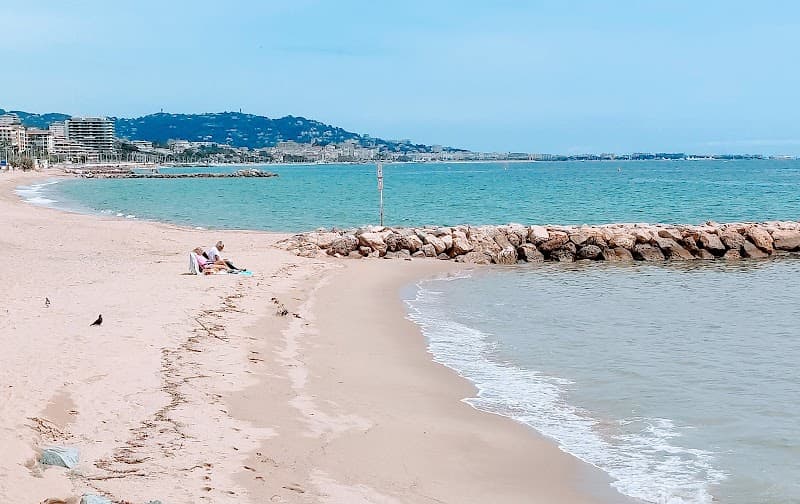 Cannes La Bocca Beach Walk