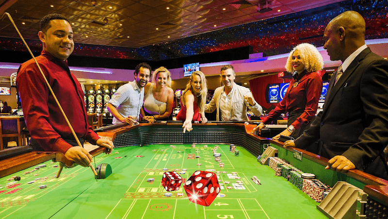 Casino Royale Nightlife