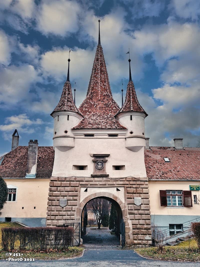 Catherine’s Gate & Șchei Gate Area