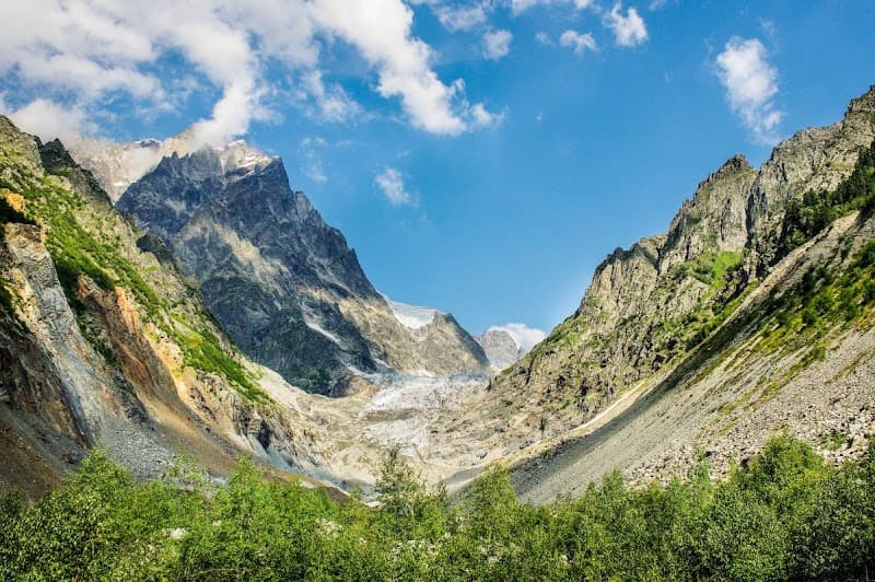 Chalaadi Glacier Approach