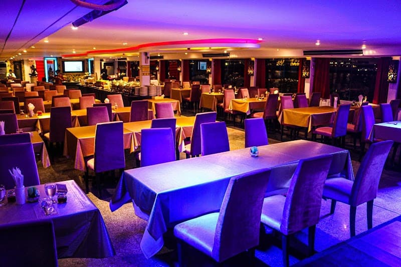 Chao Phraya River Dinner Cruise