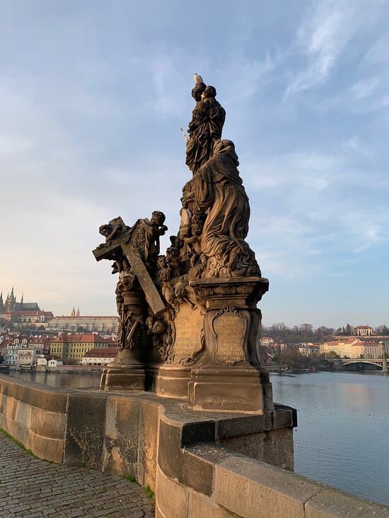 Charles Bridge & Street Musicians