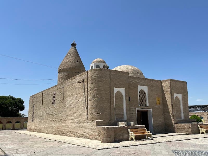 Chashma-Ayub Mausoleum & Water Museum