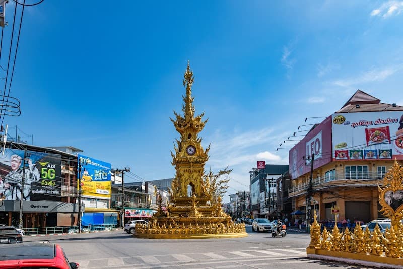 Chiang Rai Clock Tower & Central Walk
