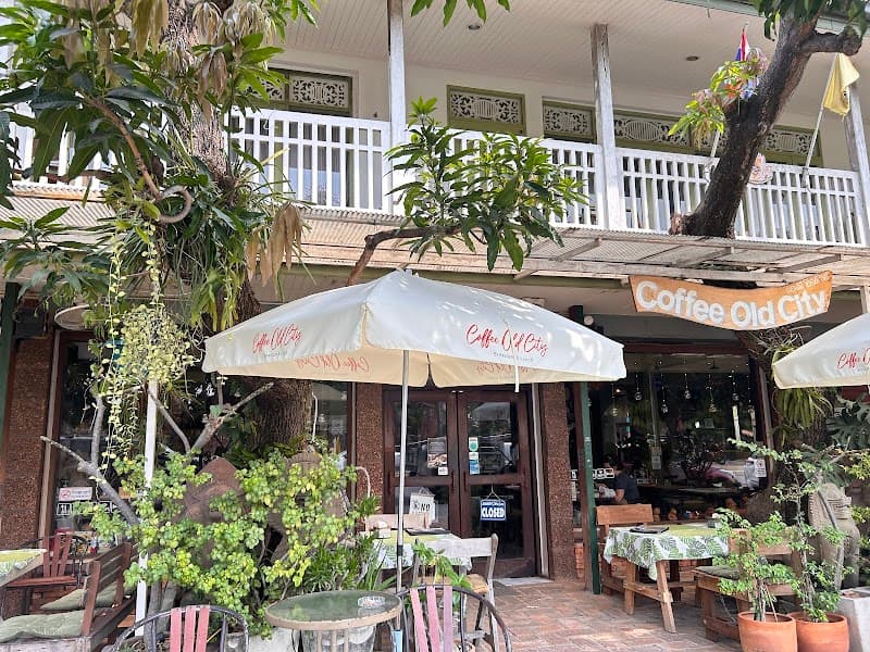 Coffee Old City (Vegetarian/Seafood Choices)