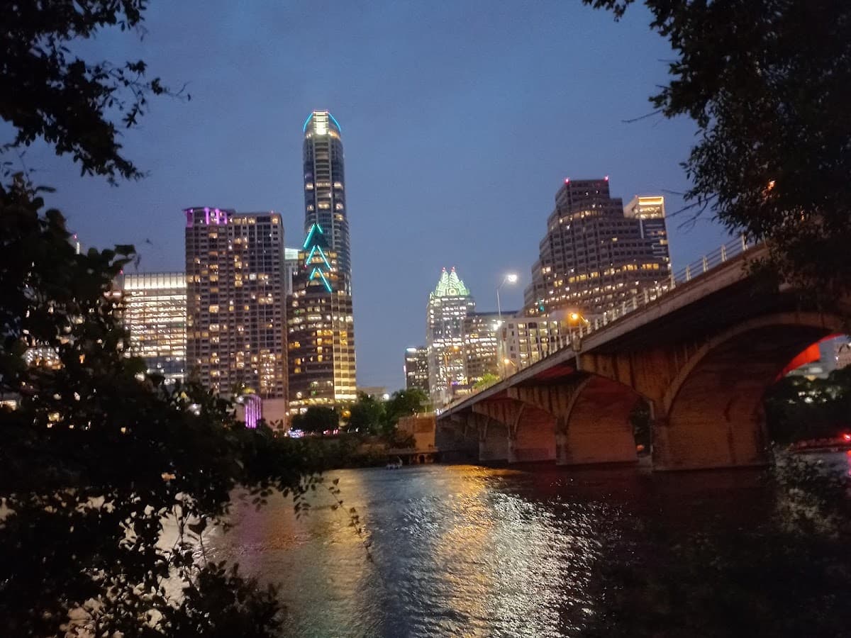 Congress Avenue Bridge Bat Viewing