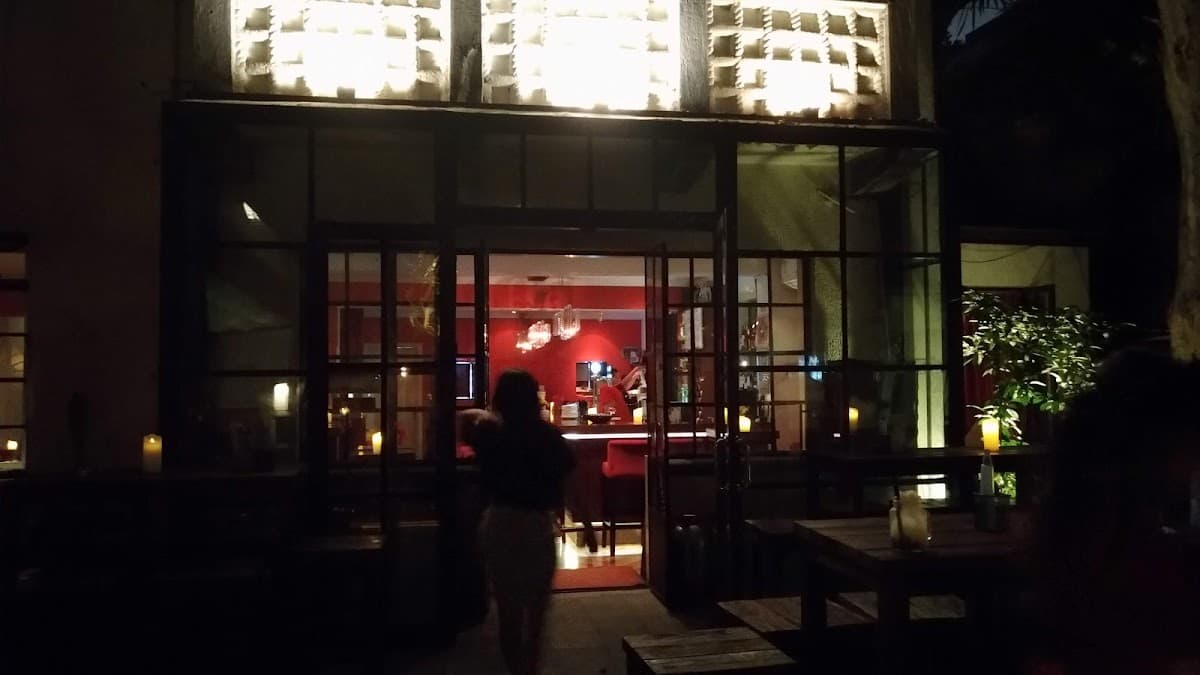 Cotton's (Xinhua Road)