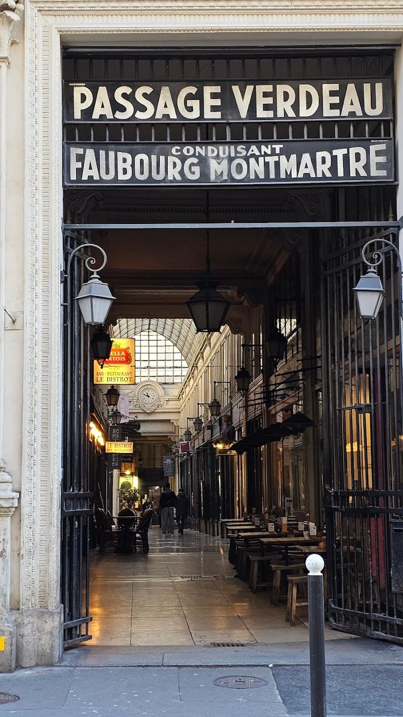 Covered Passages & Grands Boulevards Walk