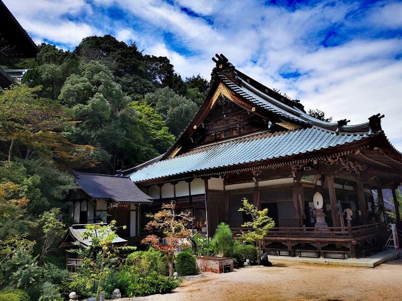 Daishoin Temple Exploration