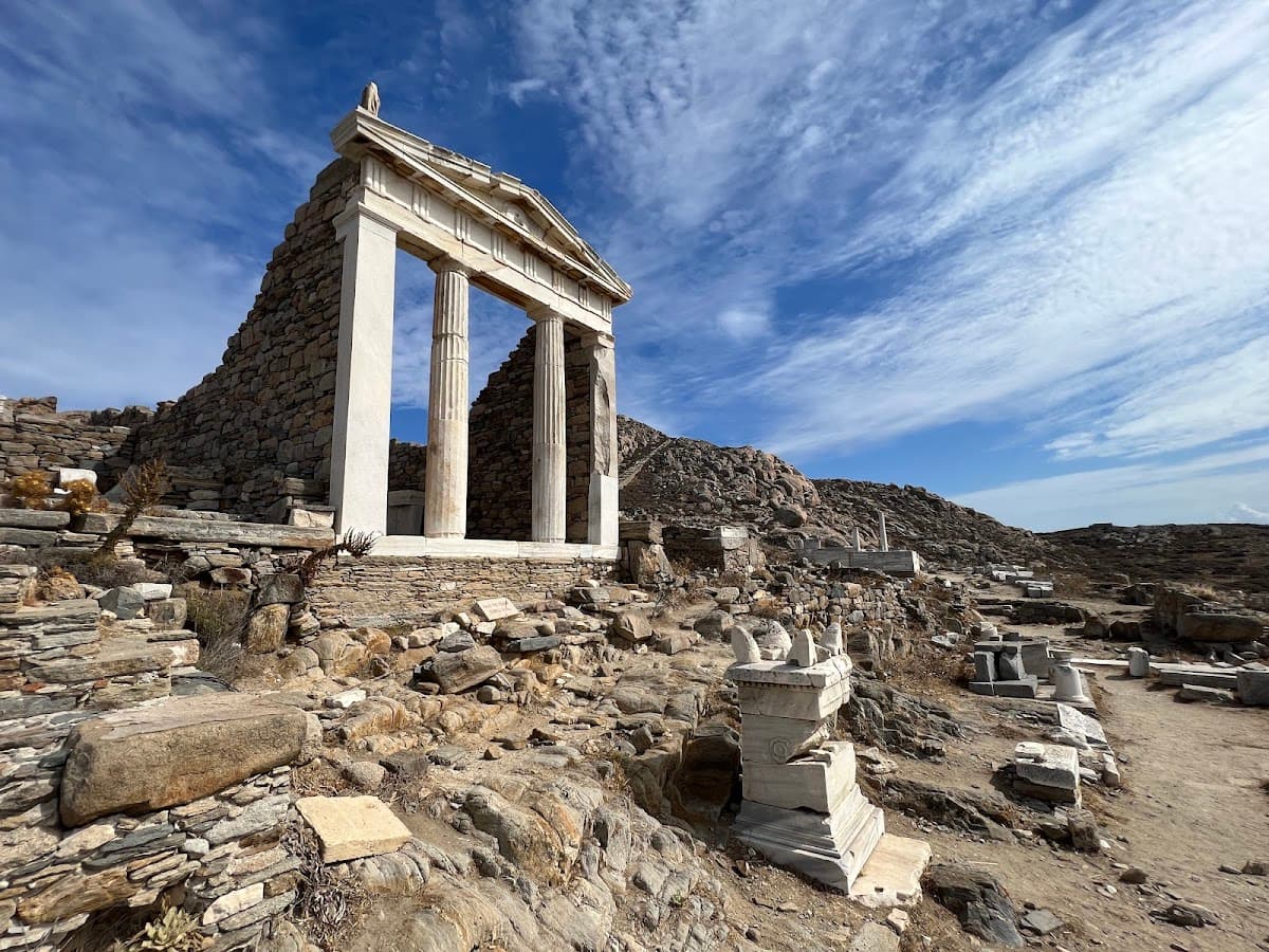 Delos Archaeological Site (Guided Day Tour)