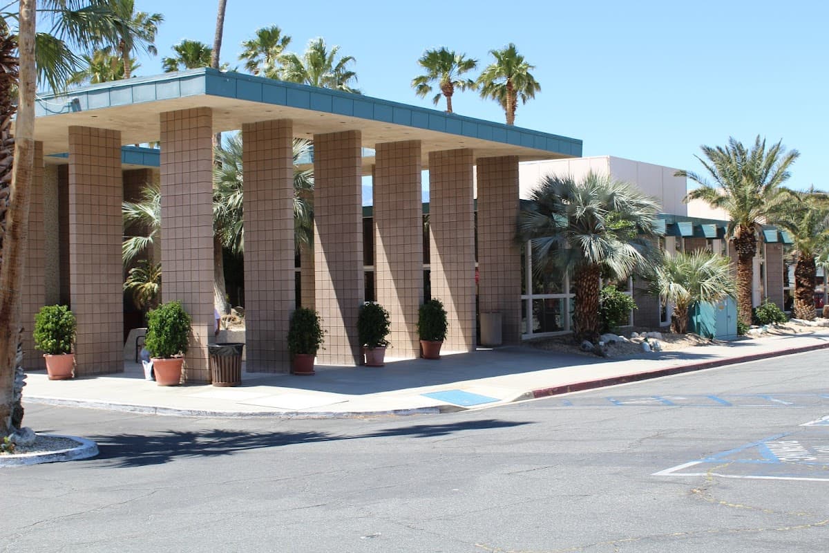 Desert Hot Springs Stargazing Yoga