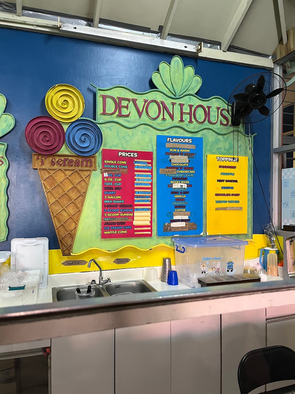 Devon House I Scream (Montego Bay outpost)