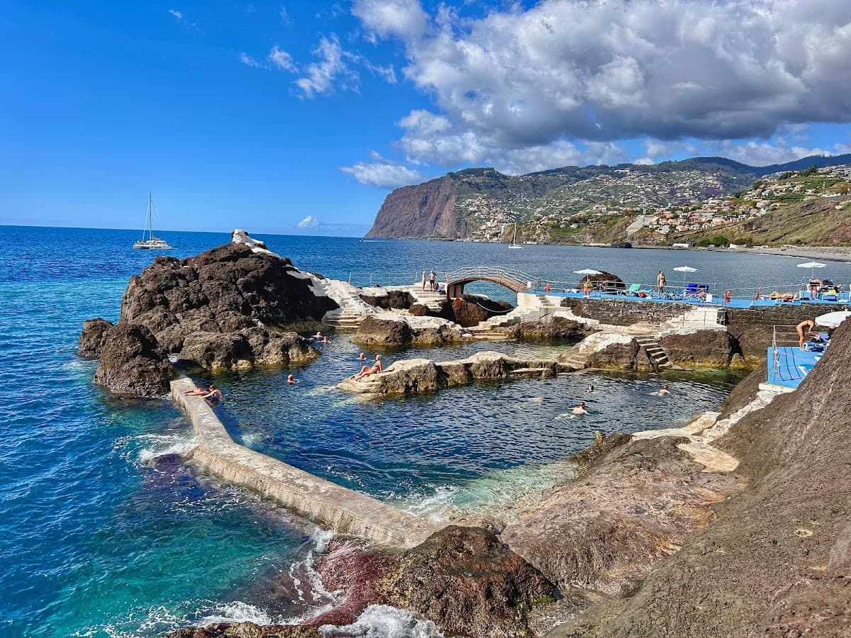 Doca do Cavacas Natural Pools