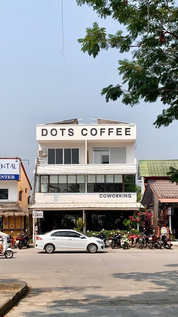 Dots Coffee - Thong Sala