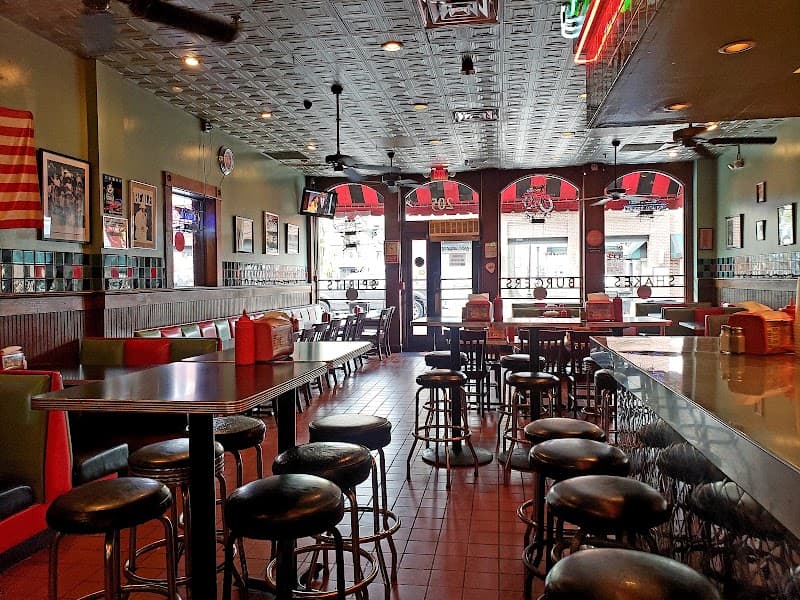 Memphis Melody: 7 Days of Blues, BBQ & Bliss