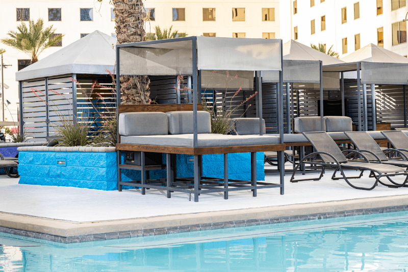 Classic & Camera-Ready Vegas on a Budget