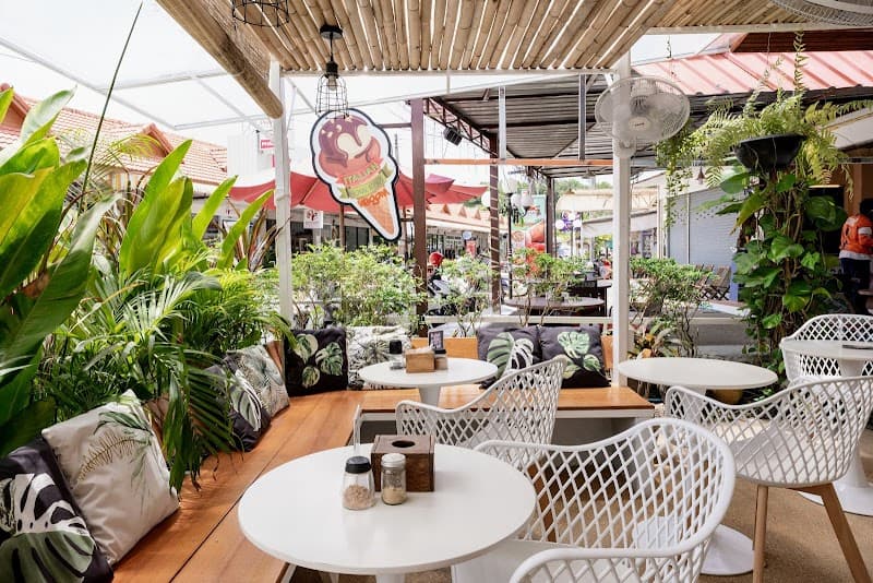 Eat.Co Vegetarian Restaurant