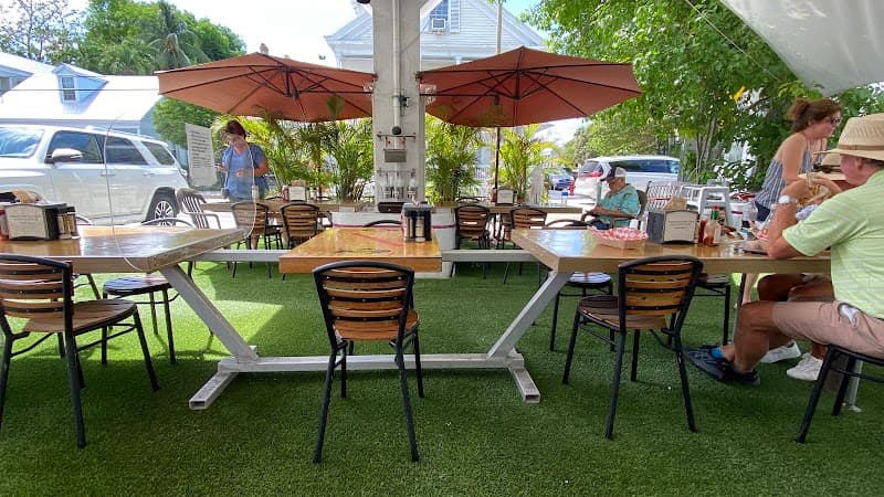 Eaton Street Seafood Market & Restaurant