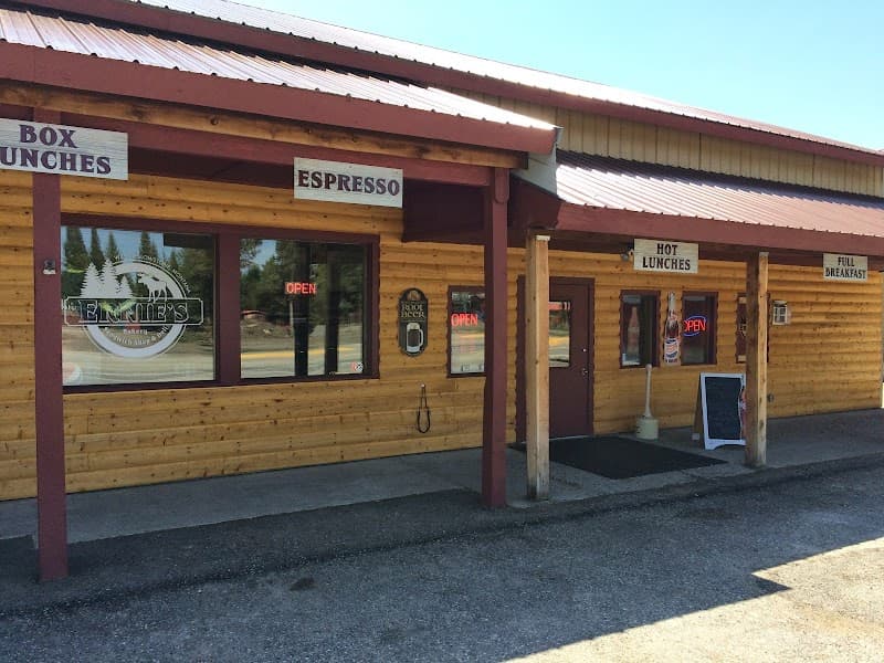 Ernie’s Bakery and Deli (Vegetarian Breakfast Sandwiches)