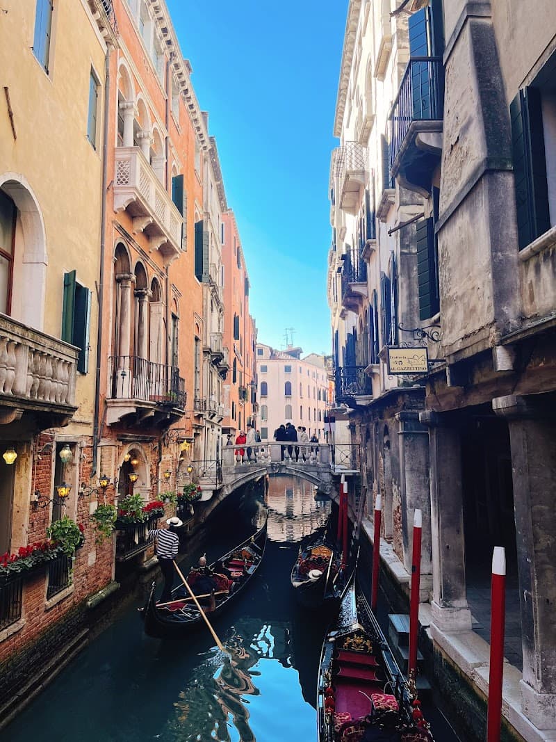 Evening Gondola Ride with Serenading