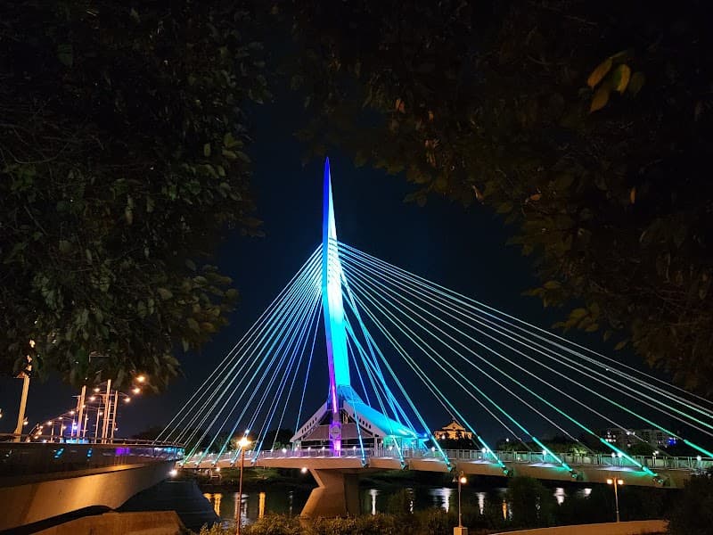 Evening Stroll over Esplanade Riel Pedestrian Bridge