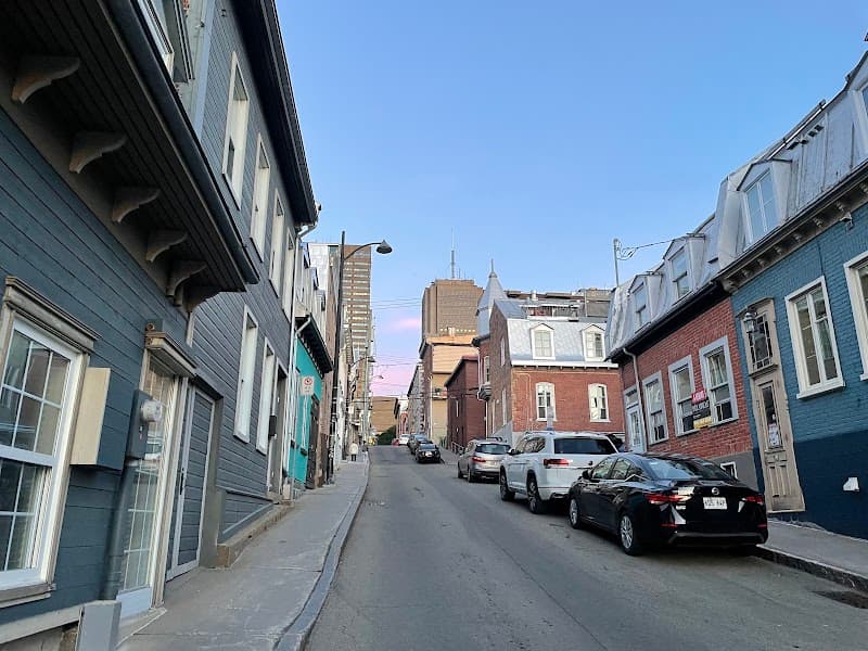Evening Walk through Saint-Jean-Baptiste