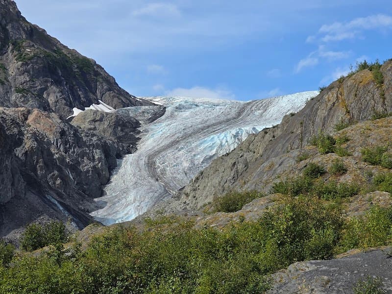 Exit Glacier Nature Center & Riverbank
