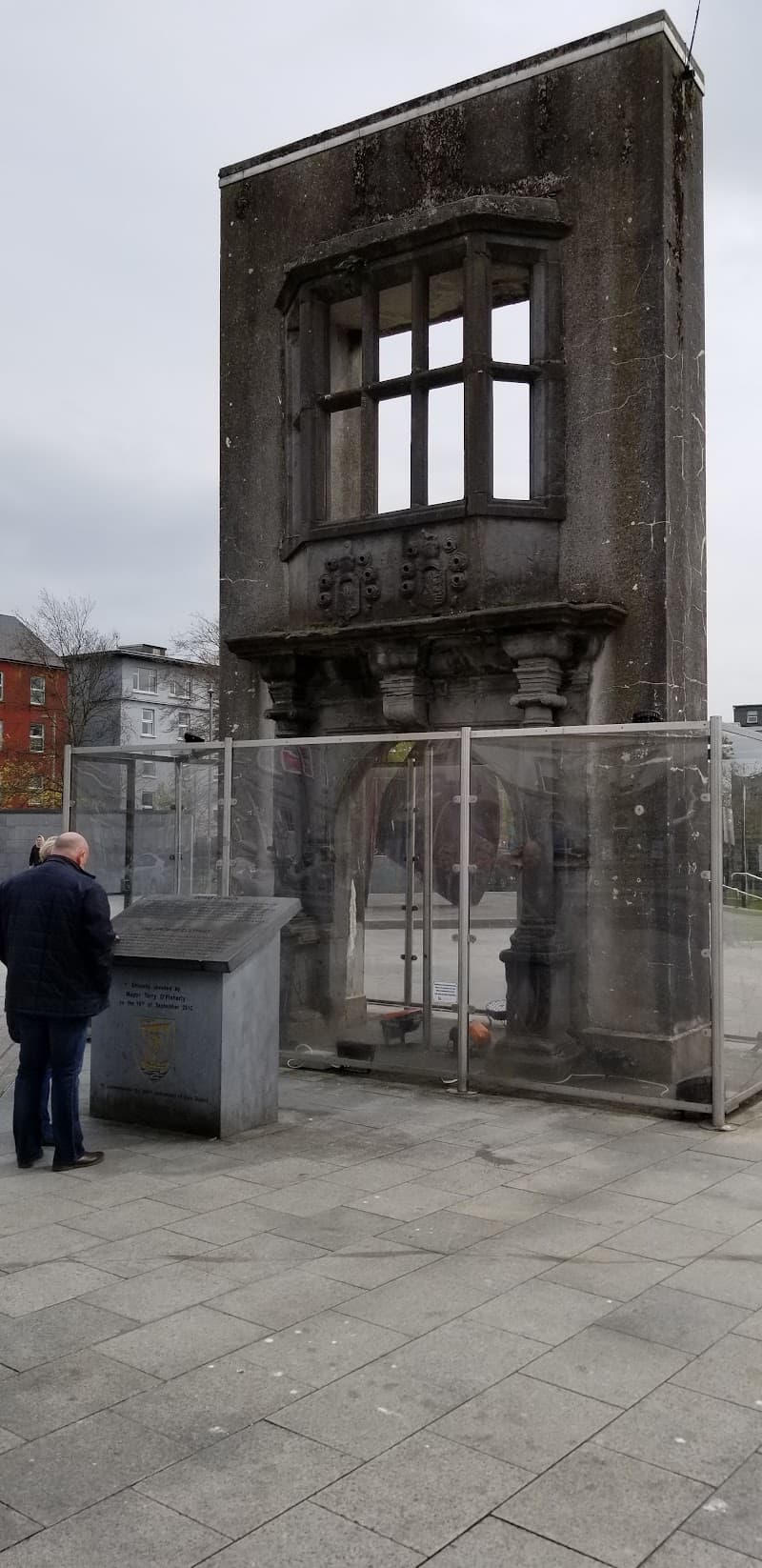 Eyre Square & Browne Doorway