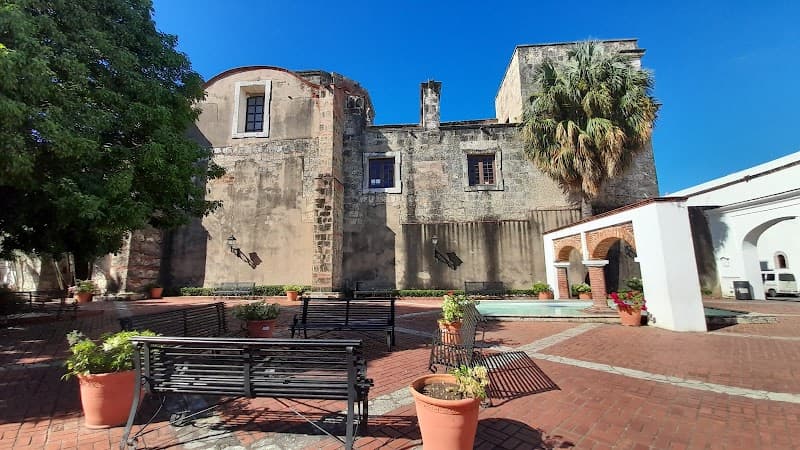 Romantic Jungle-Urban Escape in Santo Domingo