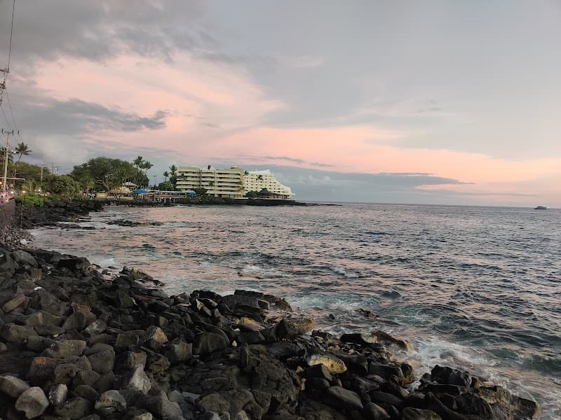 Farewell Sunset on Ali‘i Drive