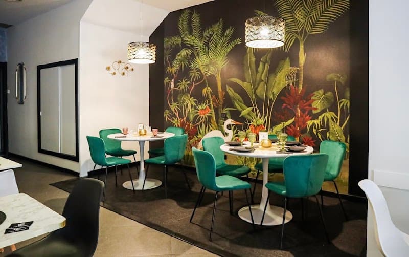 Food Factory Gourmet Club Crema