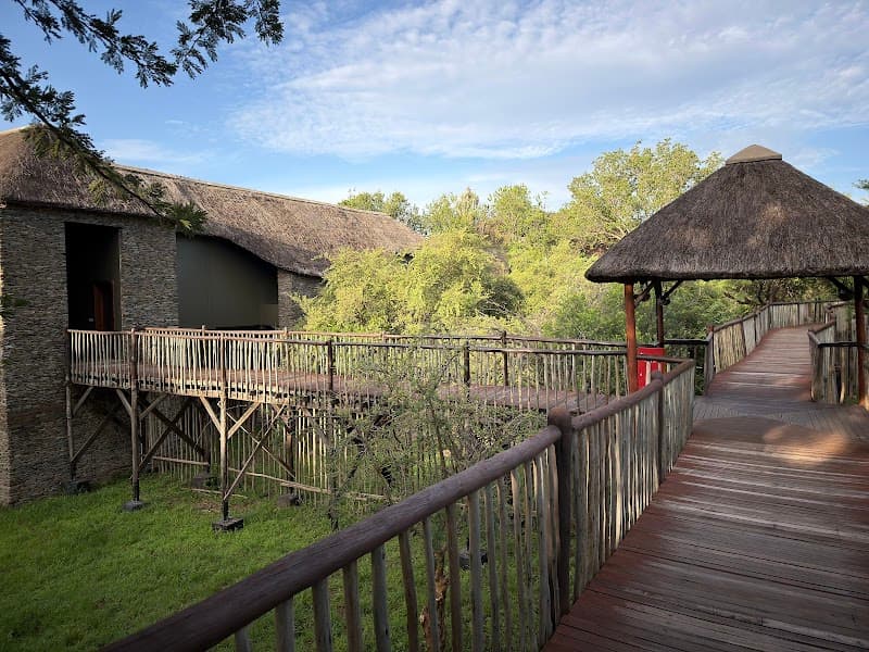 Four Seasons Safari Lodge