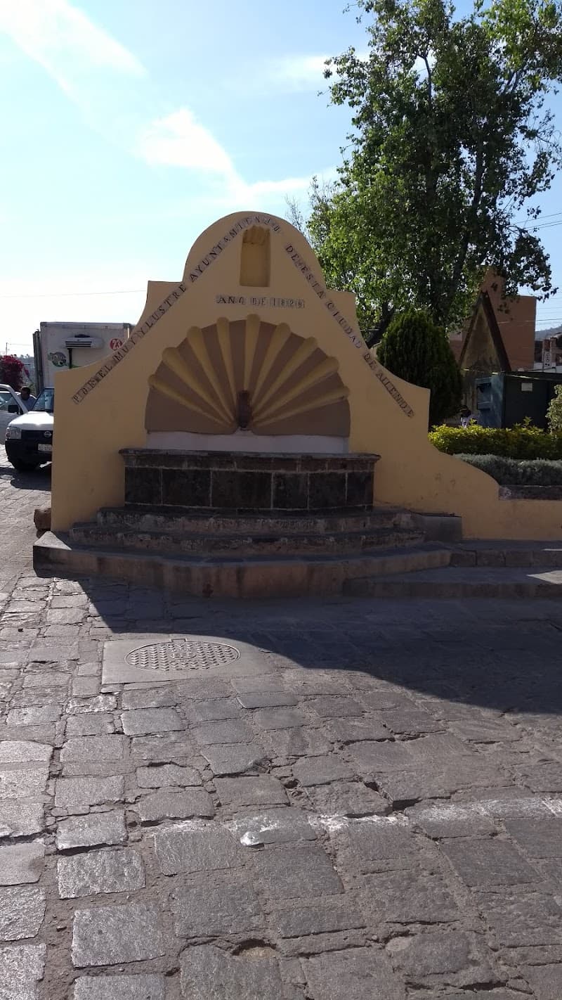 Free Explore: Ancha de San Antonio & Surroundings